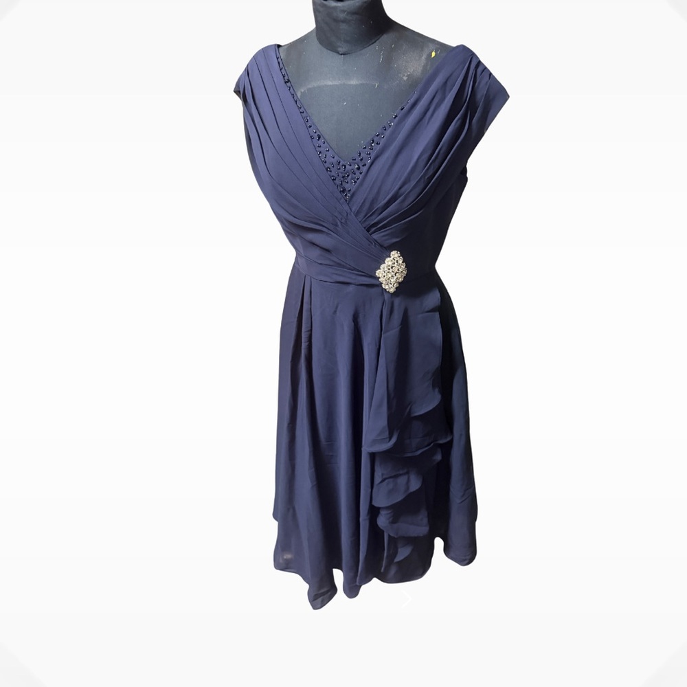 Elegant Navy Blue Evening Dress